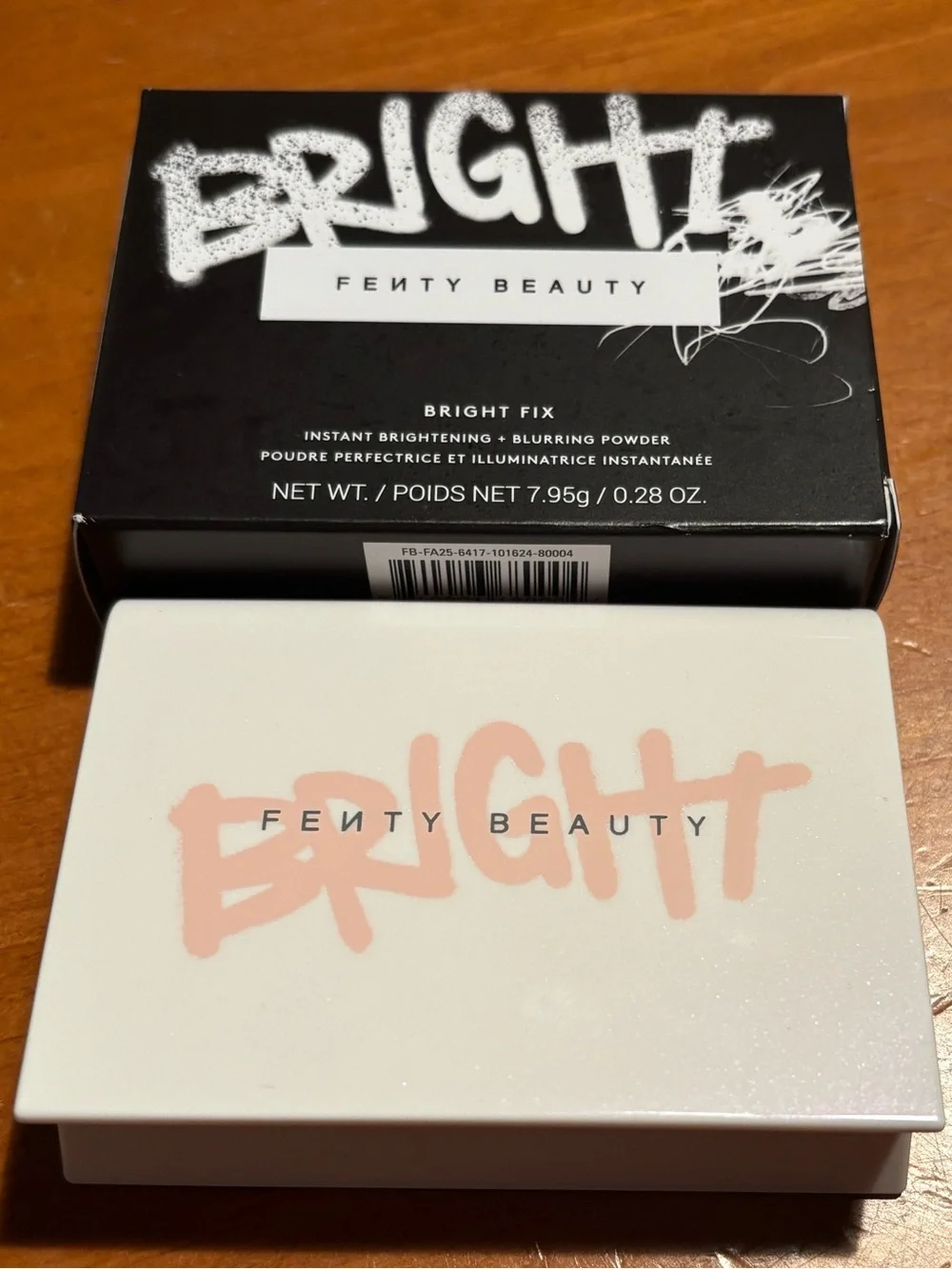 Fenty Beauty Bright Fix Instant Brightening + Blurring Powder - Banana